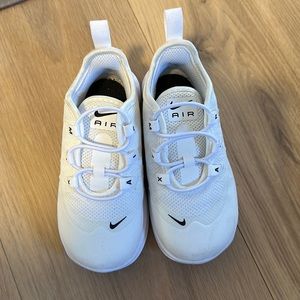 Nike air max unisex shoes